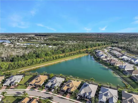 7790 Jacaranda Ln, Naples, FL 34114
