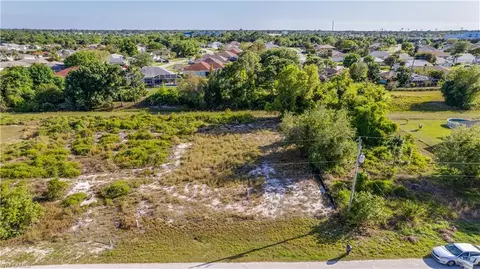 5005 Butte St, Lehigh Acres, FL 33971