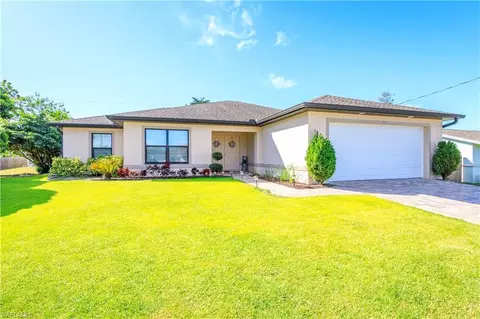 9188 Pineapple Rd, Fort Myers, FL 33967