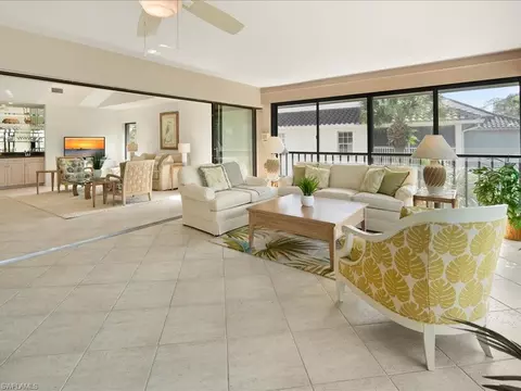 Living - 770 Eagle Creek Dr #301, Naples, FL 34113 photo 4 of 5