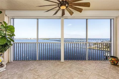 2090 W First St #1709, Fort Myers, FL 33901