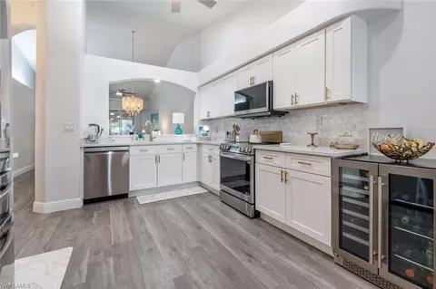 8243 Ibis Cove Cir #A-127, Naples, FL 34119