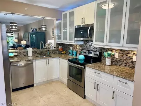 7819 Regal Heron Cir #8-103, Naples, FL 34104
