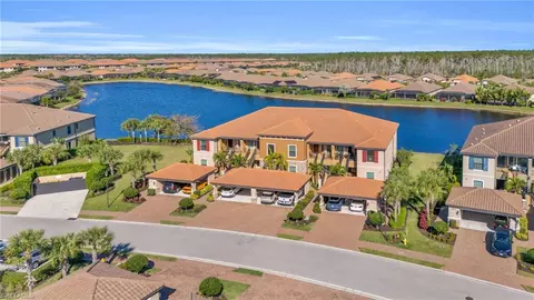 9425 Benvenuto Ct #6-201, Naples, FL 34119
