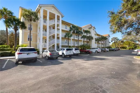 9175 Celeste Dr #2-402, Naples, FL 34113