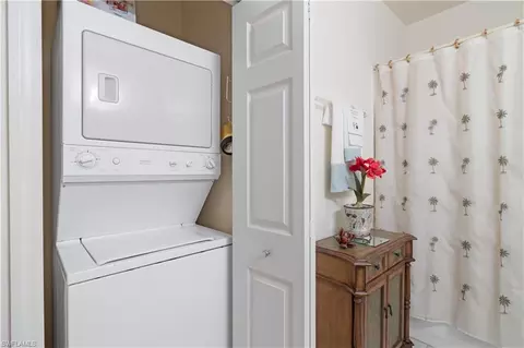 9175 Celeste Dr #2-402, Naples, FL 34113 photo 15