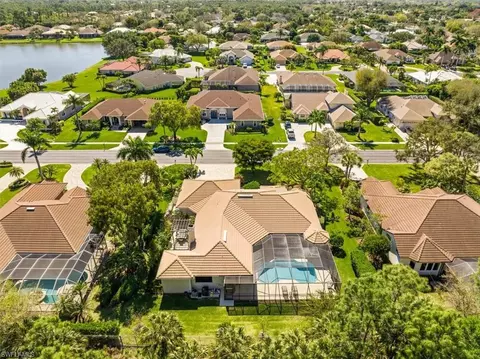 View/Area - 2121 Imperial Cir, Naples, FL 34110 photo 2 of 3