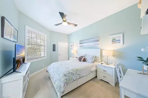 Bedroom - 2121 Imperial Cir, Naples, FL 34110 photo 2 of 4