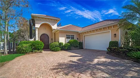 3145 Terramar Dr, Naples, FL 34119