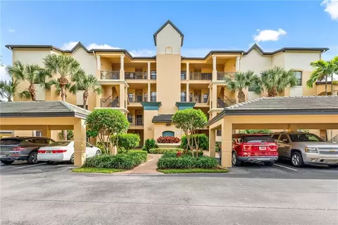 195 Vintage Cir #E105, Naples, FL 34119