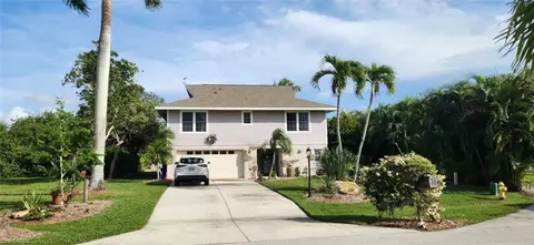 409 Luzon Ave, Naples, FL 34113