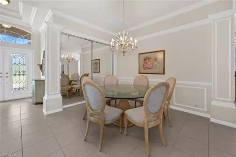 6039 Fairway Ct, Naples, FL 34110 photo 5