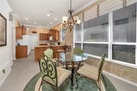 6039 Fairway Ct, Naples, FL 34110 photo 9