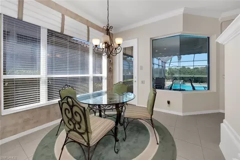 6039 Fairway Ct, Naples, FL 34110 photo 10