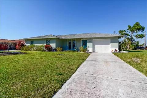 2015 SE 16th St, Cape Coral, FL 33990