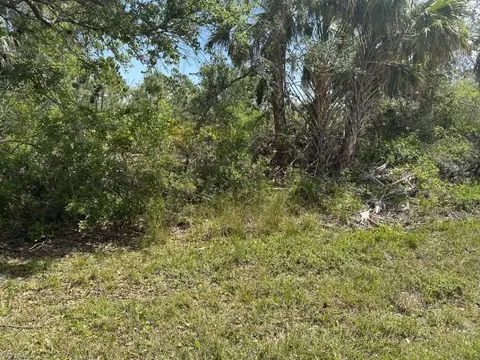 2398 Kuehler St, Port Charlotte, FL 33953