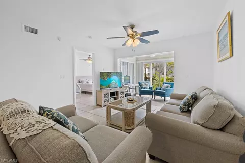 1895 Courtyard Way #B-101, Naples, FL 34112