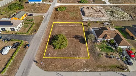 4308 20th St SW, Lehigh Acres, FL 33976