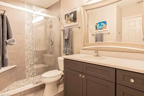 Bath - 2205 Chesterbrook Ct #1-202, Naples, FL 34109 photo 1 of 3
