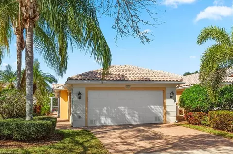 28272 Islet Trl, Bonita Springs, FL 34135