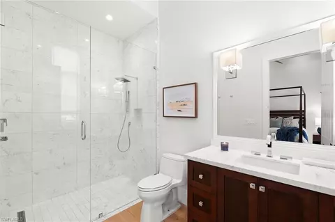 Bath - 2546 Augusta Dr, Naples, FL 34109 photo 4 of 6