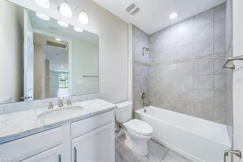 Bath - 14598 Edgewater Cir, Naples, FL 34114 photo 2 of 2