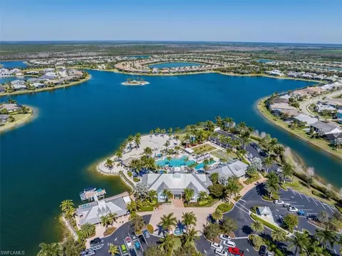 View/Area - 14598 Edgewater Cir, Naples, FL 34114 photo 6 of 6