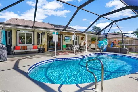 1206 SW 11th Ter, Cape Coral, FL 33991