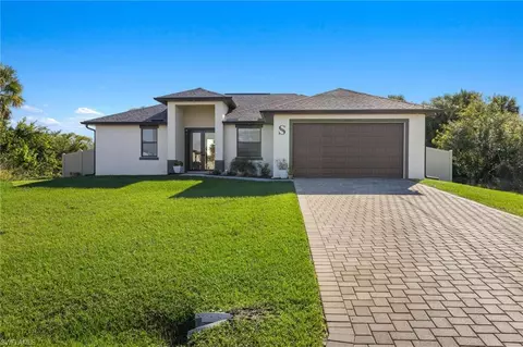 3053 W Briarwood Cir, Labelle, FL 33935