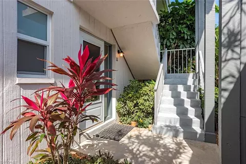 3300 Binnacle Dr #111, Naples, FL 34103