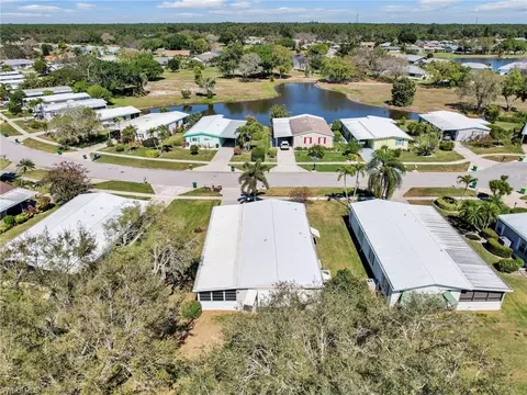 View/Area - 123 Calais Ct, Naples, FL 34112 photo 2 of 4