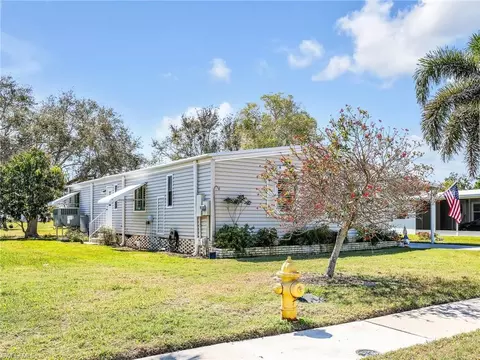 Exterior - 123 Calais Ct, Naples, FL 34112 photo 6 of 9