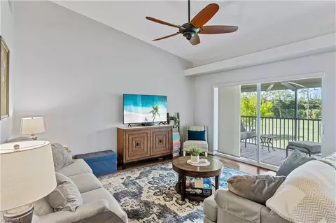 2865 Cypress Trace Cir #7-202, Naples, FL 34119