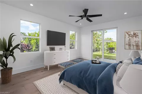 3736 Kent Dr, Naples, FL 34112 photo 6