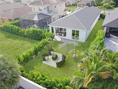 3736 Kent Dr, Naples, FL 34112 photo 2