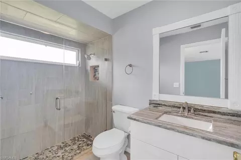 Bath - 4572 Eagle Key Cir, Naples, FL 34112 photo 2 of 2