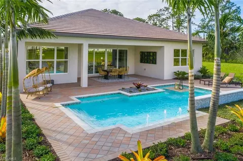 11226 Daphne Ct, Naples, FL 34120 photo 13