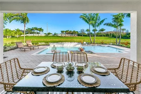 11226 Daphne Ct, Naples, FL 34120 photo 14