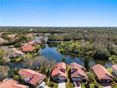 View/Area - 3524 Corinthian Way, Naples, FL 34105 photo 7 of 12