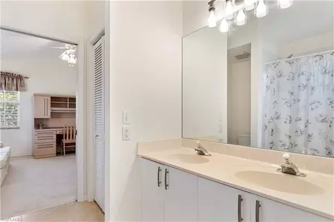 Bath - 3524 Corinthian Way, Naples, FL 34105 photo 5 of 5