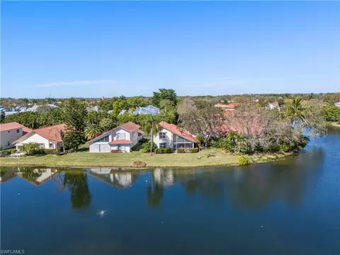 View/Area - 3524 Corinthian Way, Naples, FL 34105 photo 5 of 12
