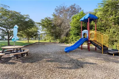 View/Area - 3524 Corinthian Way, Naples, FL 34105 photo 12 of 12