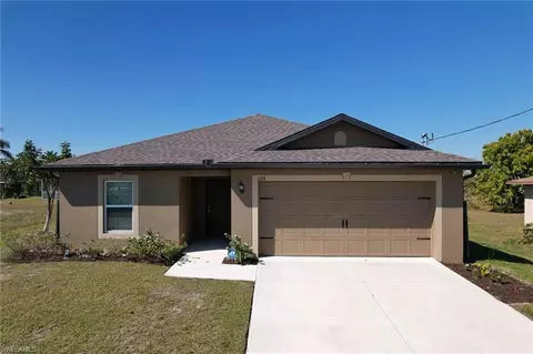 1724 NW 8th Pl, Cape Coral, FL 33993