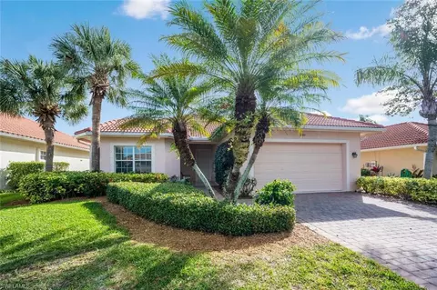 3580 Corinthian Way, Naples, FL 34105