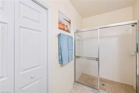 Bath - 9175 Celeste Dr #2-403, Naples, FL 34113 photo 1 of 3