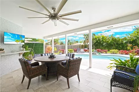 Exterior - 124 Willowick Dr, Naples, FL 34110 photo 2 of 12