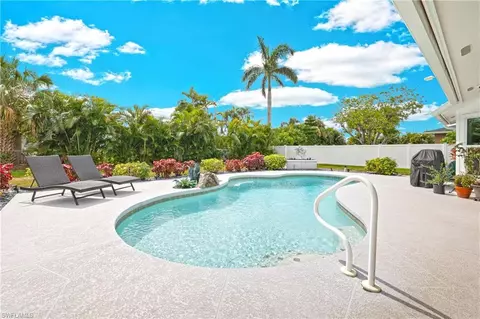 Exterior - 124 Willowick Dr, Naples, FL 34110 photo 4 of 12