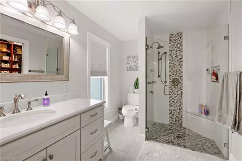 Bath - 124 Willowick Dr, Naples, FL 34110 photo 1 of 3