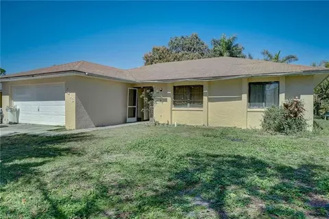 5413 21st Pl SW, Naples, FL 34116