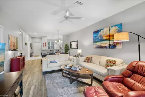 8253 Parkstone Pl #7-103, Naples, FL 34120